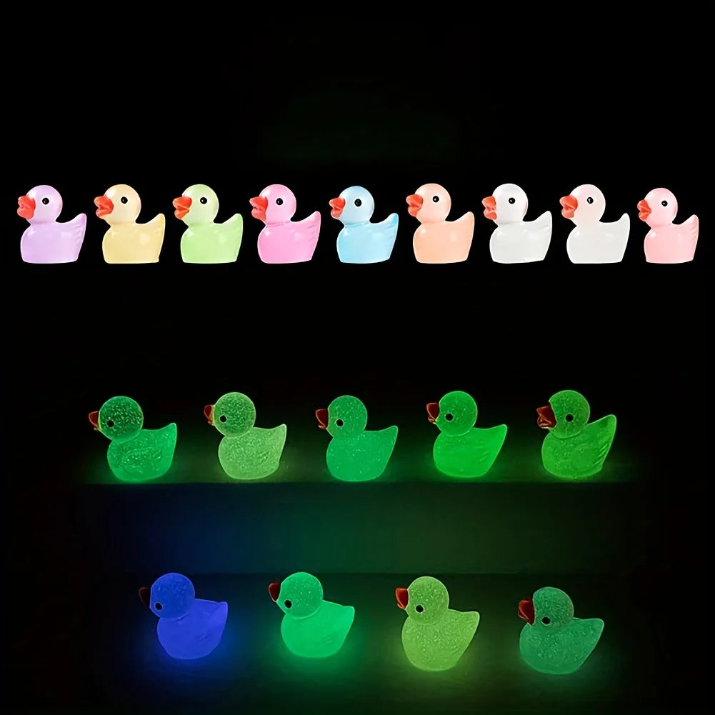 Glow-in-the-Dark Mini Ducks – 30, 60 or 100 Pieces